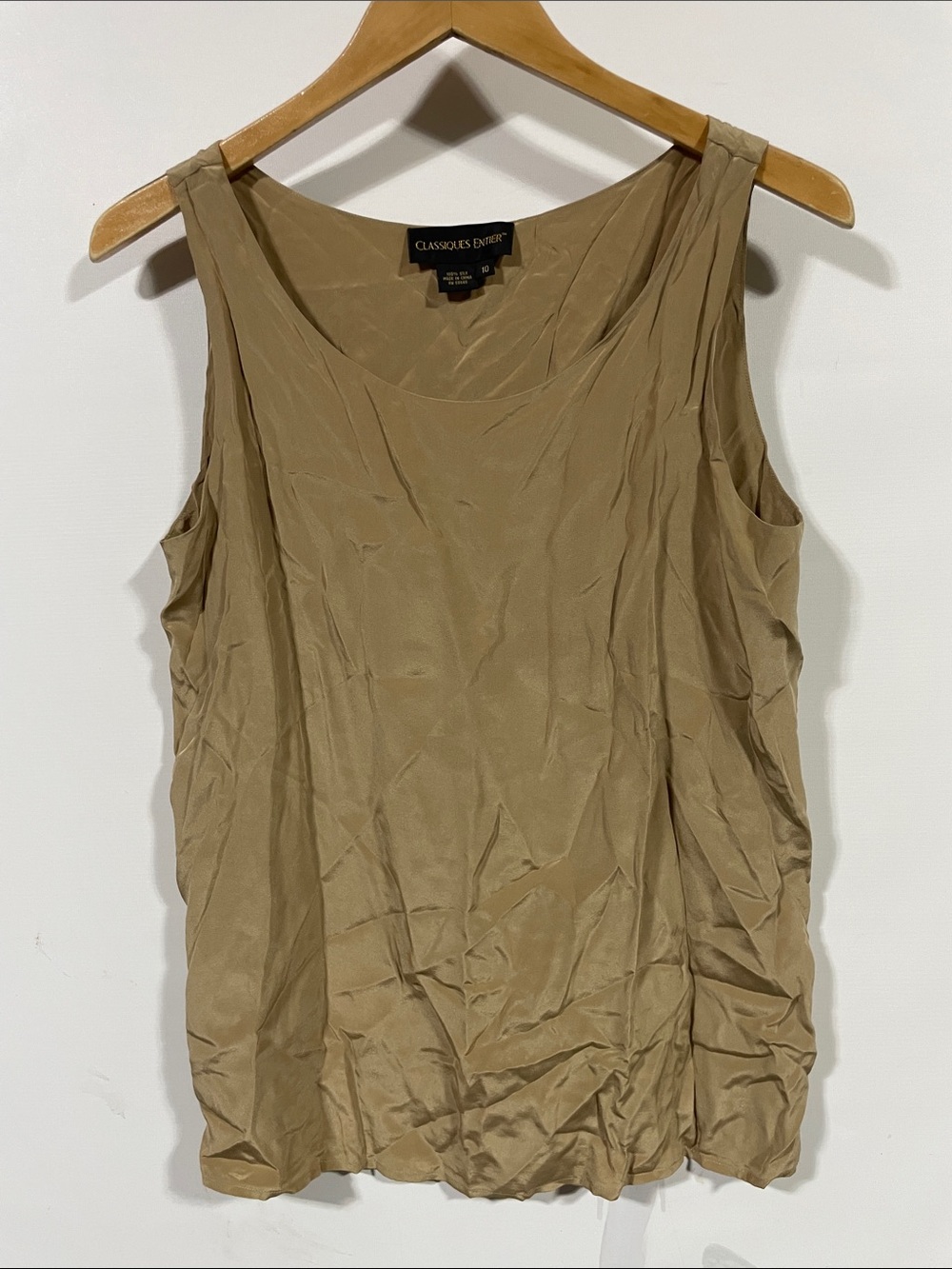 Classiques Entier 100% silk Sleeveless Tank Top in Beige-Tan